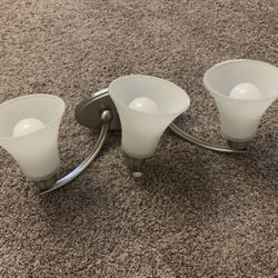 2 Pairs Of 3 Light Fixtures