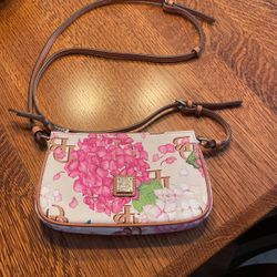 Like New Dooney And  Bourke Cross Body In The Hydrangea Pattern.