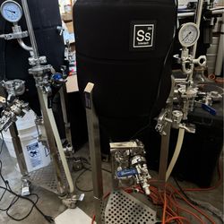 SS Brewtech 7-Gallon Unitank 2.0 with Heating Pad 2 Available + 25kg bag of Crisp Maris Otter Malt