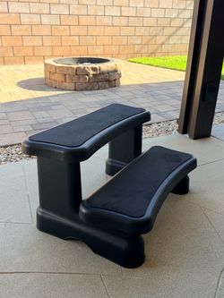 Hot tub steps