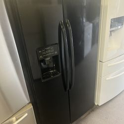 GE Black Side By Side Refrigerator 