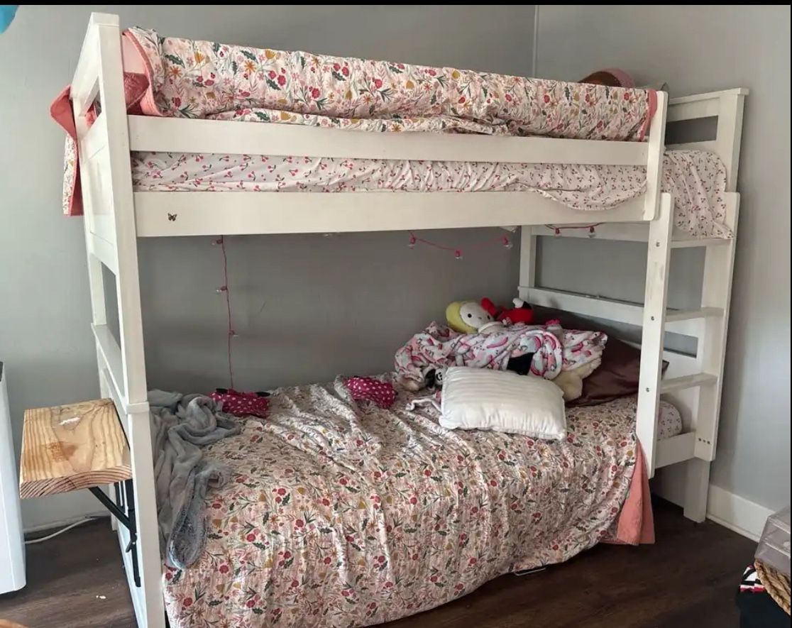 Bunk Beds With Added Desk