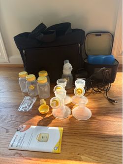 Medals pump in style a faced double breast pump set with on-the-go tote