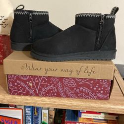 MUK LUKS Women boots