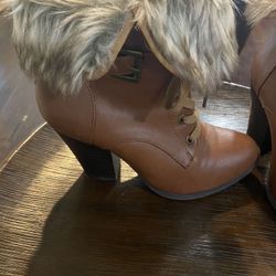 Brown Boots $20