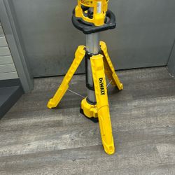 dewalt light lamp