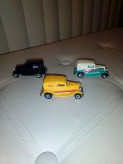 Hot Wheels 32 Ford Delivery lot of 3