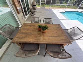 Solid Wood Table 6 seats