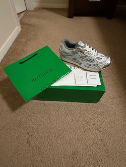Size 10 bottegas