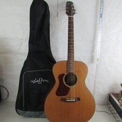 Walden Natura Left Hand Acoustic Guitar Model # G570L & Gig Bag

