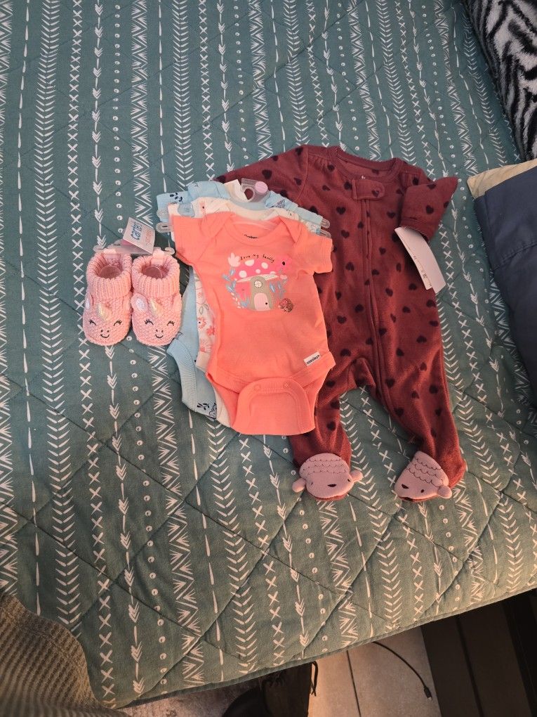 Newborn And Preemie Baby Girl Clothes