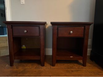 (2) Night Stands - set