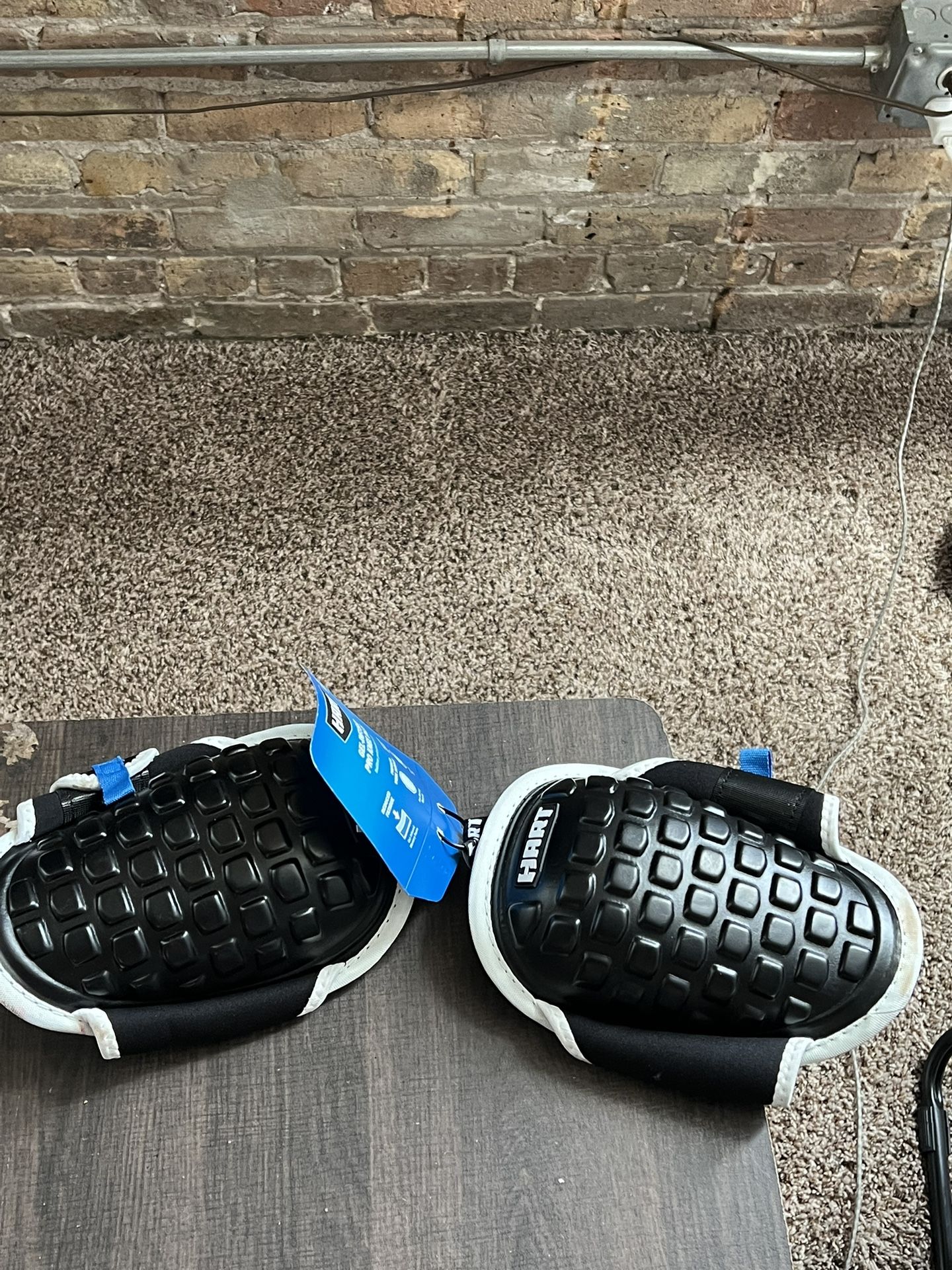 Hart Gel-infused Knee Pads