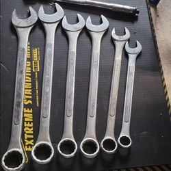 2" To 1 1/4" Combination Wrench 