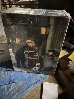 32” Outdoor Christmas Carolers Decorations