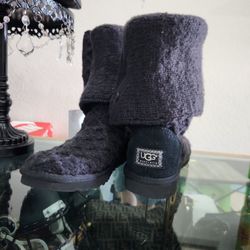 UGG Black Woven 3 Button Design