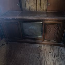 Antique Record Player/tv