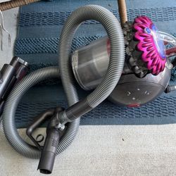 Dyson Big Ball Multifloor CY23 Canister Vacuum