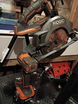 RIDGID Octane 7¼ Circular Saw and X4 Impact Drill w/2.0mah battery