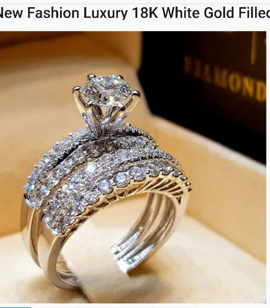 Luxury 18K White Gold Filled Diamond Inlaid Two Layers Wedding Ring set