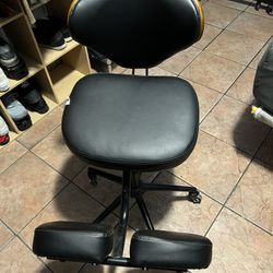 yoomee ergonomic kneeling chair