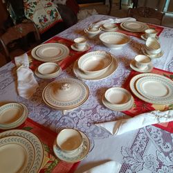 Antique Duncan phiffe Table And 6 Chairs