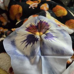 Pansy Shaped Glasses Wipe