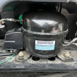 Compressor S35C65KAU6  R134a For Refrigerator 