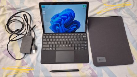 Microsoft Surface Go 2 10.5" + Stylus Pen + Bag Windows PC Laptop Tablet Intel m3 8GB RAM 128GB SSD WiFi Touch Screen