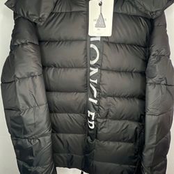 Moncler Puffers 