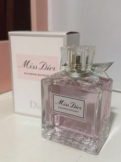 YSL Libre, Miss Dior & Carolina Herrera Perfumes