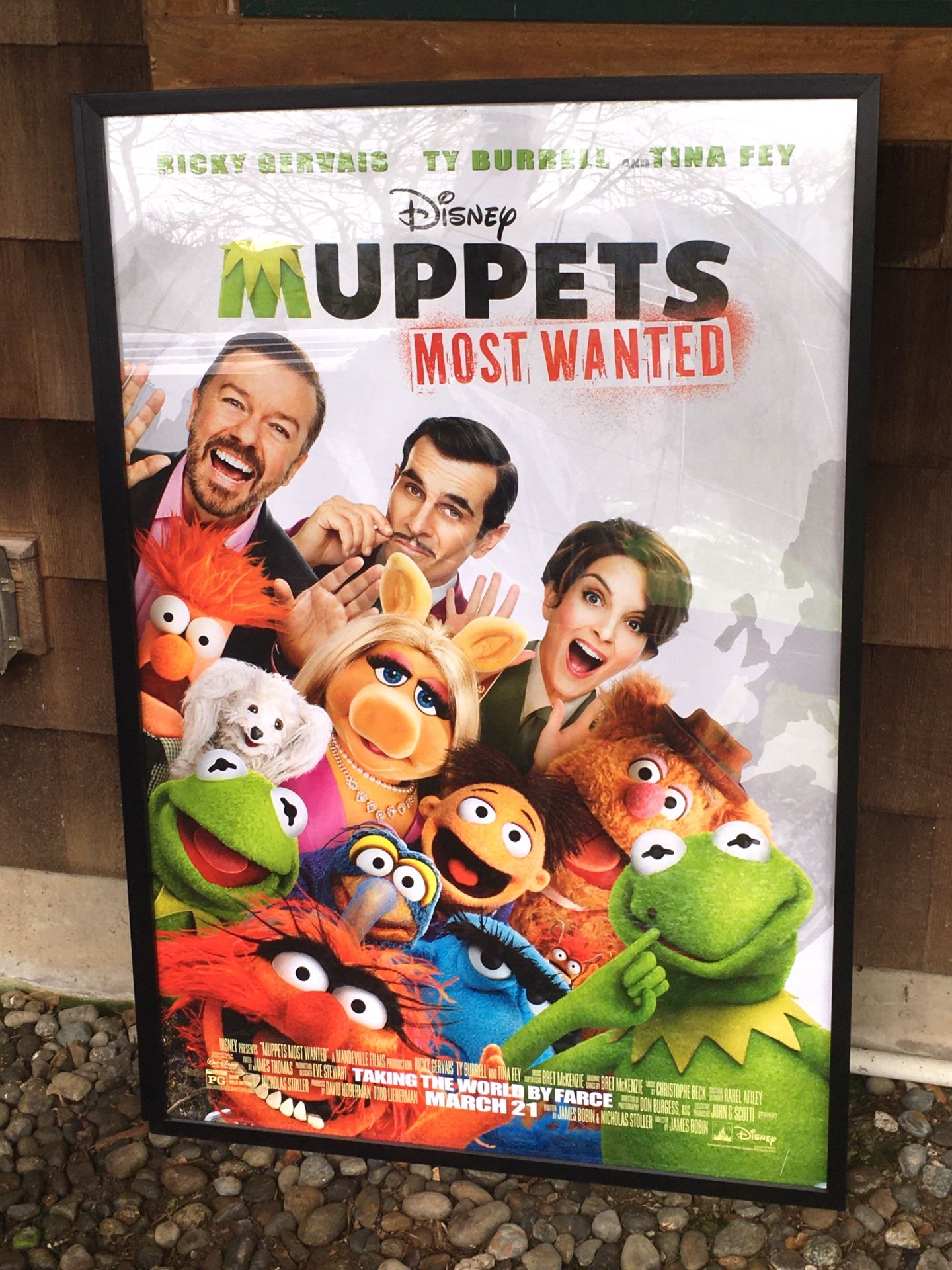 Authentic Movie Theater Promotional Poster - Disney Muppets Most Wanted