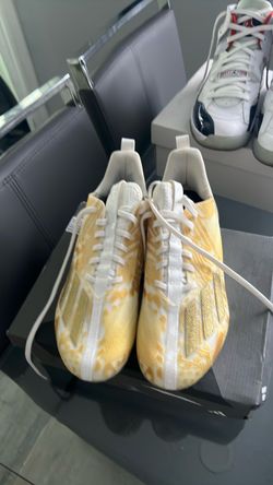 Soccer cleats