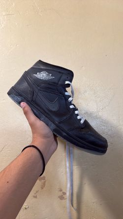 Air Jordan 1 Mid Black Leather Sneaker