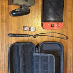 A Full Set For Nintendo Switch  Oled And 2 Games