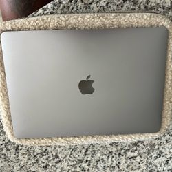 MacBook Air-Retina