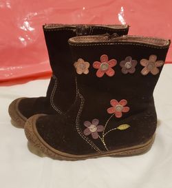 Toddler Girl Boots (size 6)
