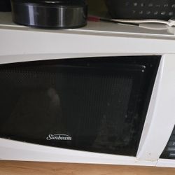 Sunbeam Microwave 
