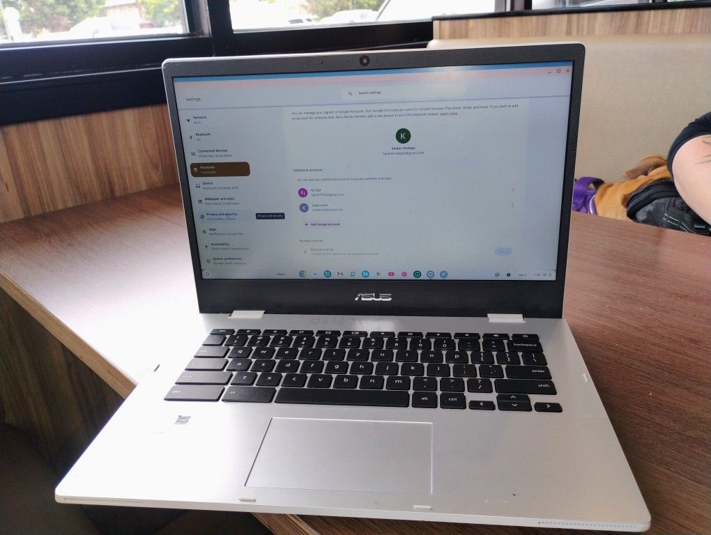 2025 ASUS Chromebook