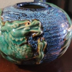 Chinese Pottery Cobalt Blue Sphere Bowl\Planter With Raised Green Dragon

75.00 