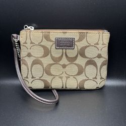Used COACH Wristlet