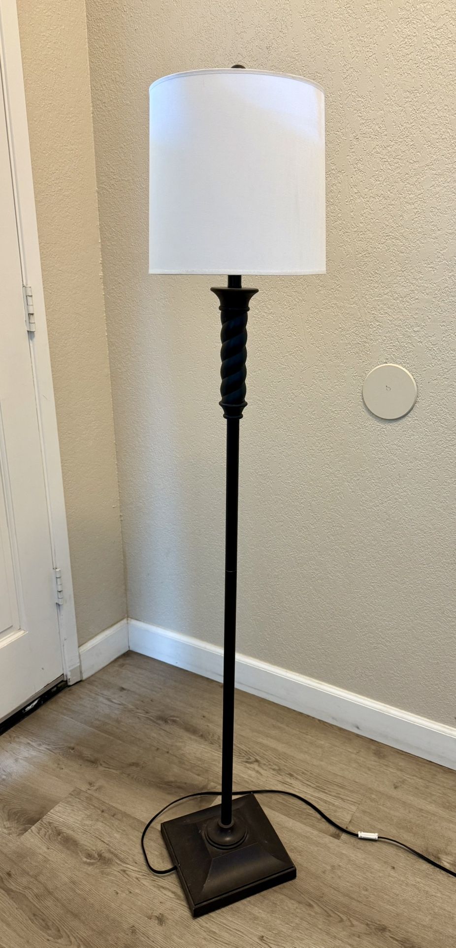 Standing lamp