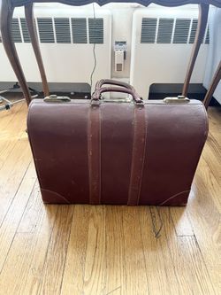 Vintage Hard Shell Luggage Leather Suit Case