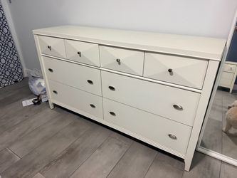 Dresser / tall chest and one side nightstand