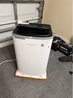 Portable ac  Frigidaire 10,000 btu