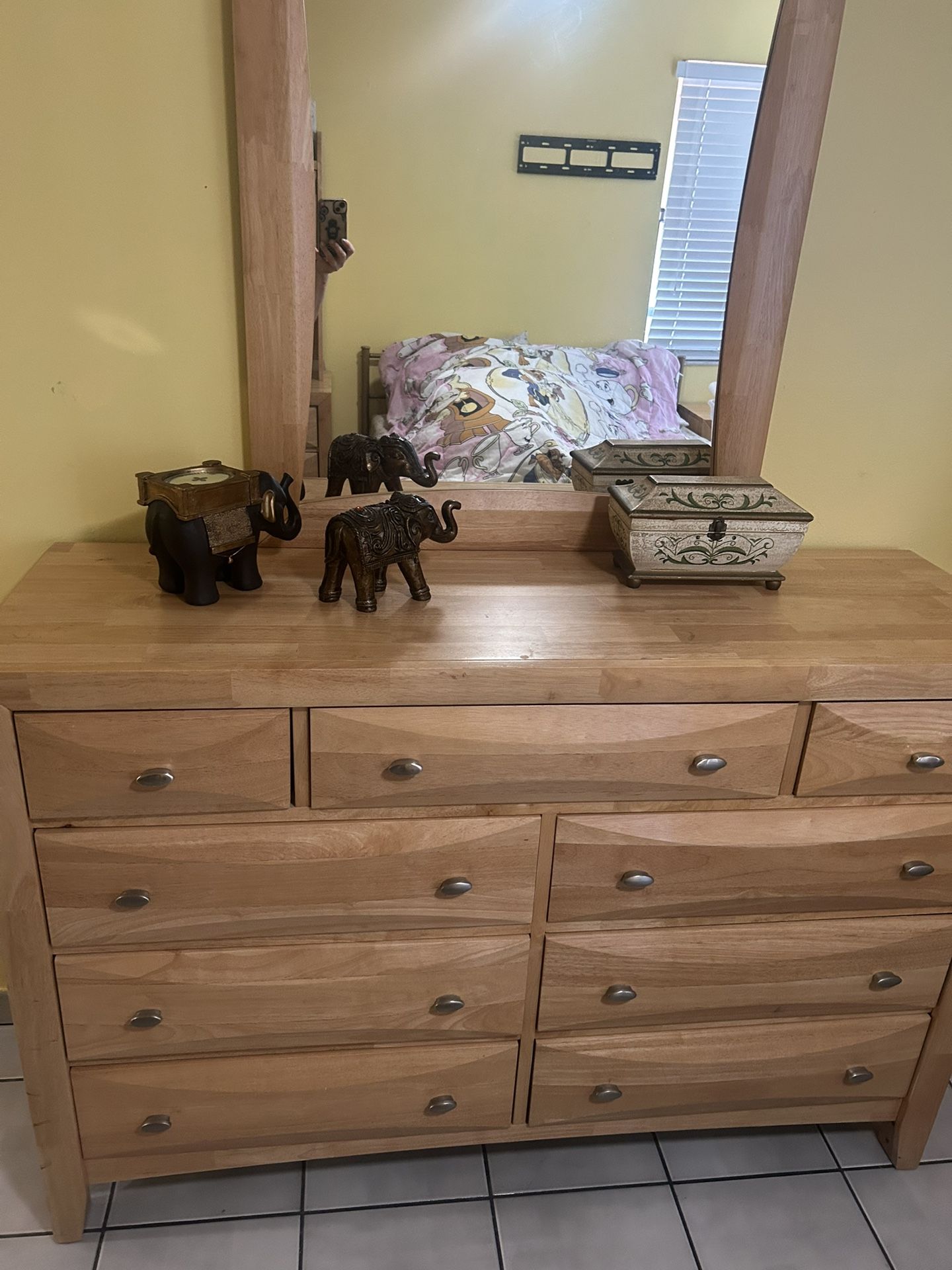 Bedroom Set $600 (twin)