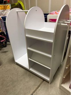 Kids dress up storage