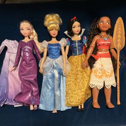 Disney Princesses Bundle for Sale in Miami, FL - OfferUp