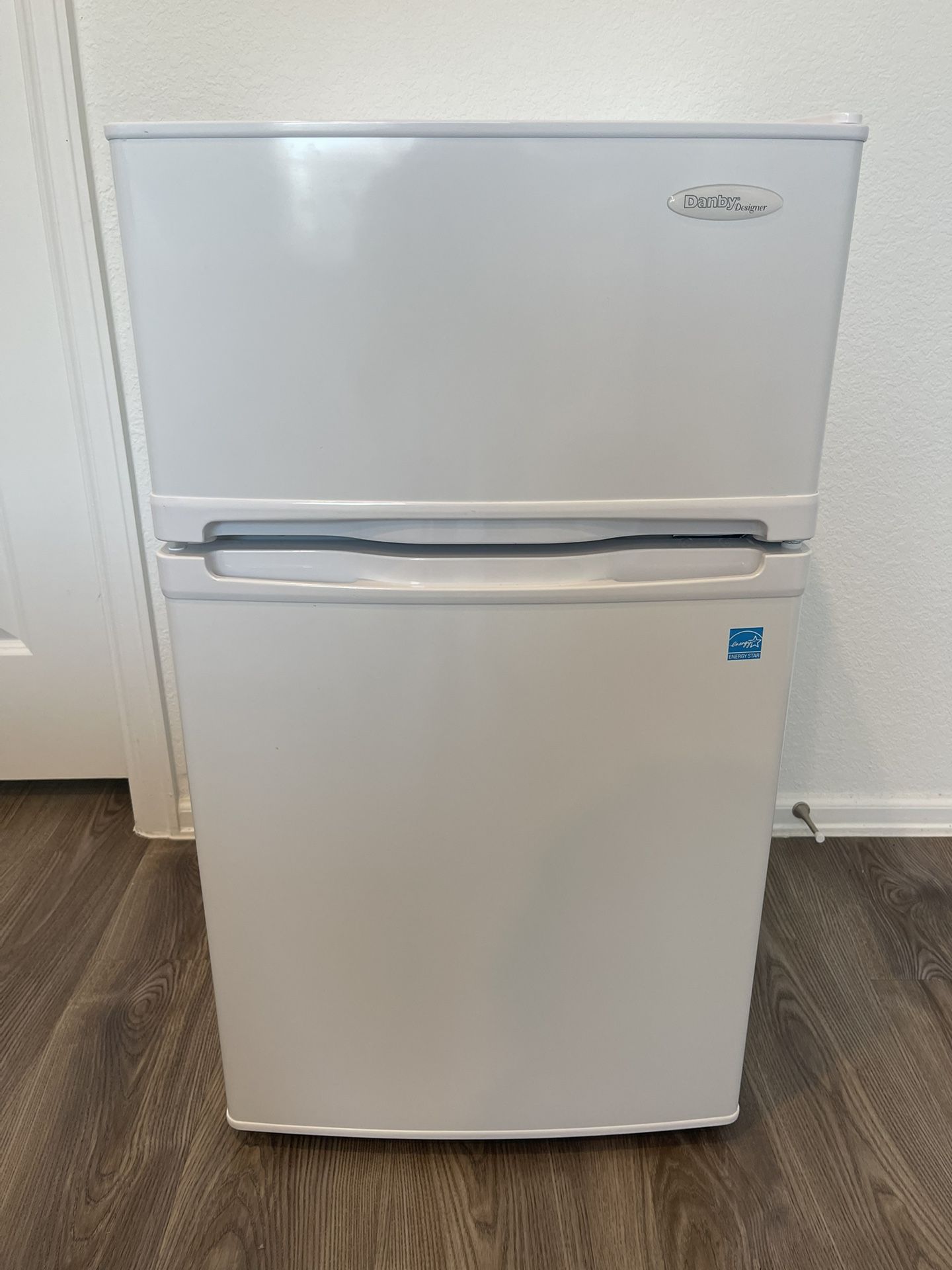 Danby Designer 3.1 Cu. Ft. Mini Fridge – White