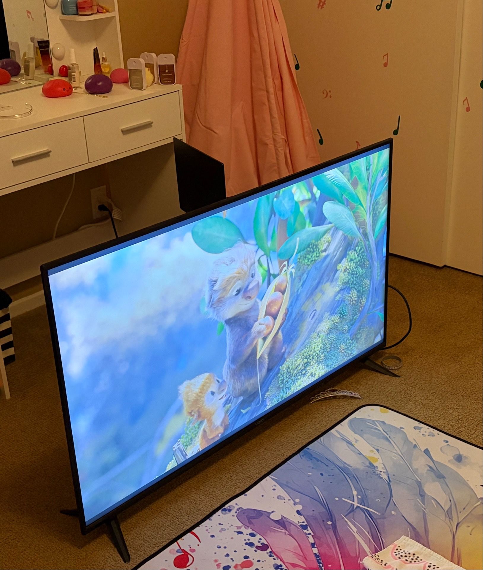 Large flat screen - 32 x 48